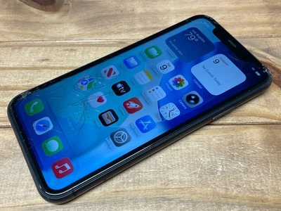 Apple iPhone 11 - 64 GB - Negro (Desbloqueado) A2111 - Funciona - Vidrio agrietado Foto 1 de 4