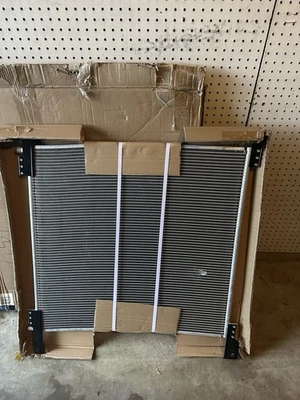 A/C AC Condenser A/C Air Conditioning for Peterbilt 320 330 335 357 359 377 387 - Image 1 of 4