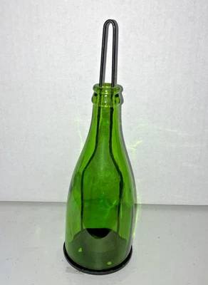 Linterna de jardín verde en forma de botella - Candelabro colgante con luz de té  Foto 1 de 3