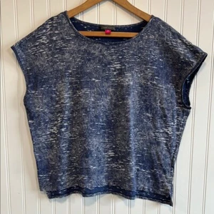 Women's Blue Top Vince Camuto size medium oversize boxy - Picture 1 of 7