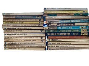 27 Vintage Agatha Christie Paperback Books 60s & 70s Pan Fontana Incl 1st Prints - Foto 1 di 10