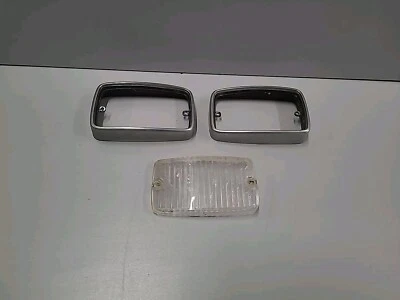 LENTES Y BISELES INTERMITENTES PLYMOUTH DUSTER VALIANT 1970-72 marcador de parrilla OEM Foto 1 de 4