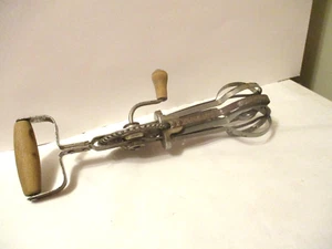 Blue Whirl Egg Cream Hand Held Beater Vintage - Picture 1 of 4