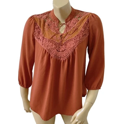 Camisa boho cuello cerradura manga 3/4 naranja quemado talla pequeña XHILARATION para mujer Foto 1 de 4