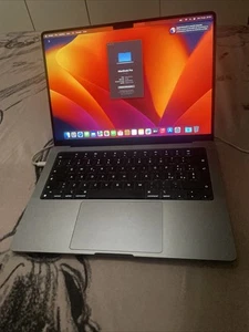 Apple MacBook Pro M1 14 Zoll 2021 32GB Ssd 1Terra Garanzia Fino A Novembre - Afbeelding 1 van 15