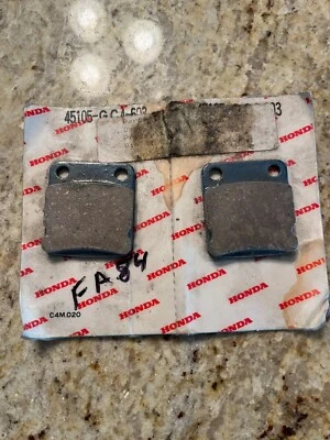 2 pastillas de freno delanteras OEM HONDA 1986-1997 CR80R 45105-GC4-603 UN PAR NOS  Foto 1 de 2