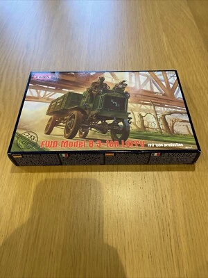 Roden 733 - 1/72 - FWD Model B 3-ton Lorry Truck 1917 plastic model kit - Image 1 of 4