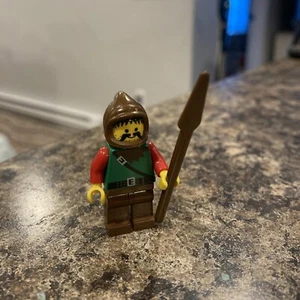 Lego Dark Forest 6024 6079 braune Beine Forestman 4 Castle Minifigur - Bild 1 von 4