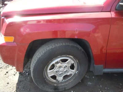 Jeep Patriot 2007-2010 guardabarros conductor izquierdo LH OEM PRH Foto 1 de 3