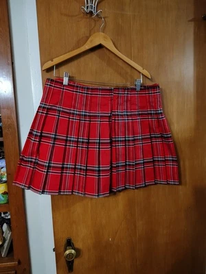 No Boundaries Skirt Women’s Size XXL 19 Red White Black Plaid Pleated Academia  - Image 1 of 4