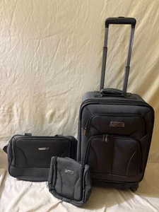 New Travel Select 20" Spinners Luggage 3 Piece Carry On Suitcase Gray - Picture 1 of 8