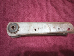 Suspension Rear Control Arms for GM B-Body 1978-1996 Buick Roadmaster LeSabre - Picture 1 of 6