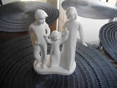 Unity HN4485 Classic Royal Doulton Save the Children Figure 2003 Family Rare - Image 1 of 4