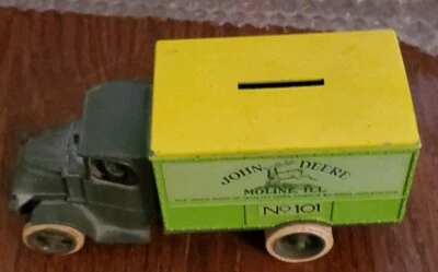 Vintage Ertl John Deere No 101 Diecast Bank 1926 Mack Bull Dog - Image 1 of 4