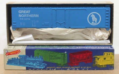 Roundhouse #1252 HO 50' PD Door Box Car kit Great Northern 36758 Blue NIB - Image 1 of 2