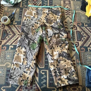 Vintage Cabelas Pants Flaw Pictured Size 40 - Picture 1 of 7