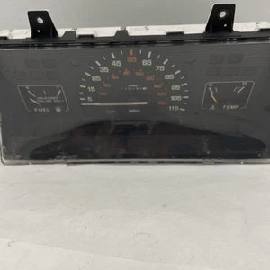 87 Dodge Ram 50 2,0 L MT VELOCÍMETRO CLÚSTER 119 K MILLAS OEM - Imagen 1 de 5