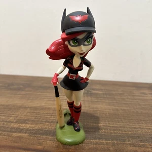 DC COMICS Bombshells The Batwoman Vinyl Figure 2017 Cryptozoic - Picture 1 of 7