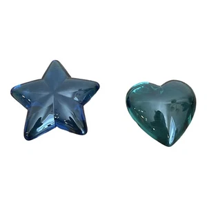 VINTAGE BLUE STAR AND GREEN HEART PAPERWEIGHT OFFICE HOME DECOR - Picture 1 of 7