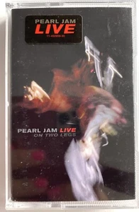 Pearl Jam – Live On Two Legs Grunge Album Tape MC MusikKassette 1998 - Picture 1 of 3