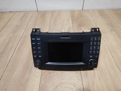 Radio Navi Mercedes Sprinter 906 VW Crafter 2E 9069007000 Original - Bild 1 von 3