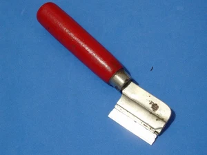 VINTAGE WALLPAPER RAZOR SCRAPER KNIFE WOOD HANDLE MADE IN USA SINGLE EDGE - Picture 1 of 2
