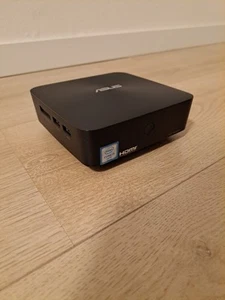 Asus Vivo MiniPC UN65H - Afbeelding 1 van 4