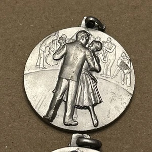 DE COLECCIÓN BAILE DE SALÓN Medalla Medalla Premio Plata MCM 1950’s Hecho en Italia - Imagen 1 de 8