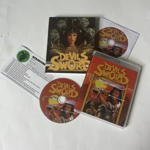 Terror Vision 2K NR Devils Sword Blu-Ray-slipcover-Golok Setan-bonus features - Foto 1 di 9