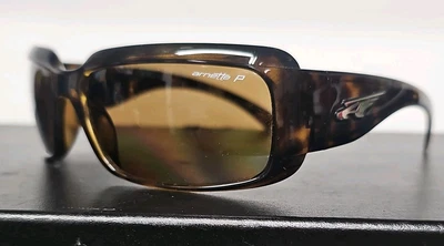 Gafas de sol Arnette P Infamous 4076 67/83 marco marrón tortuga - RAYADAS Foto 1 de 4