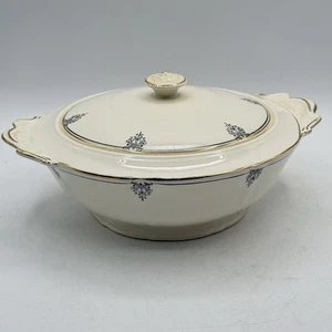 VTG 1940’s Crown Potteries Co Covered Dish - Vegetable Bowl - Gold Trim - - Picture 1 of 16