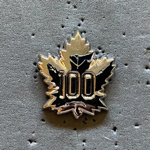 Toronto Maple Leafs 100 NHL Hockey Pin - Imagen 1 de 1