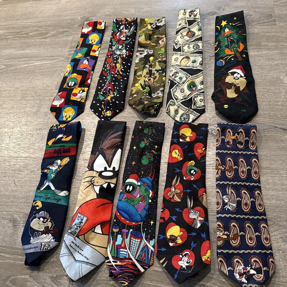 De Colección Corbatas Looney Tunes Lote de 10 AOP Deportes Vacaciones Taz Bugs Marvin Años 90 EE. UU. Foto 1 de 4
