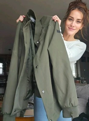 Michael Kors Men's Bomber Jacket Size Large Army Military Green R - Image 1 of 4