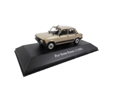 Fiat 128 Super Europa 1.5 (1983) - 1:43 SALVAT Diecast miniatura coche modelo AQV22 - Imagen 1 de 4