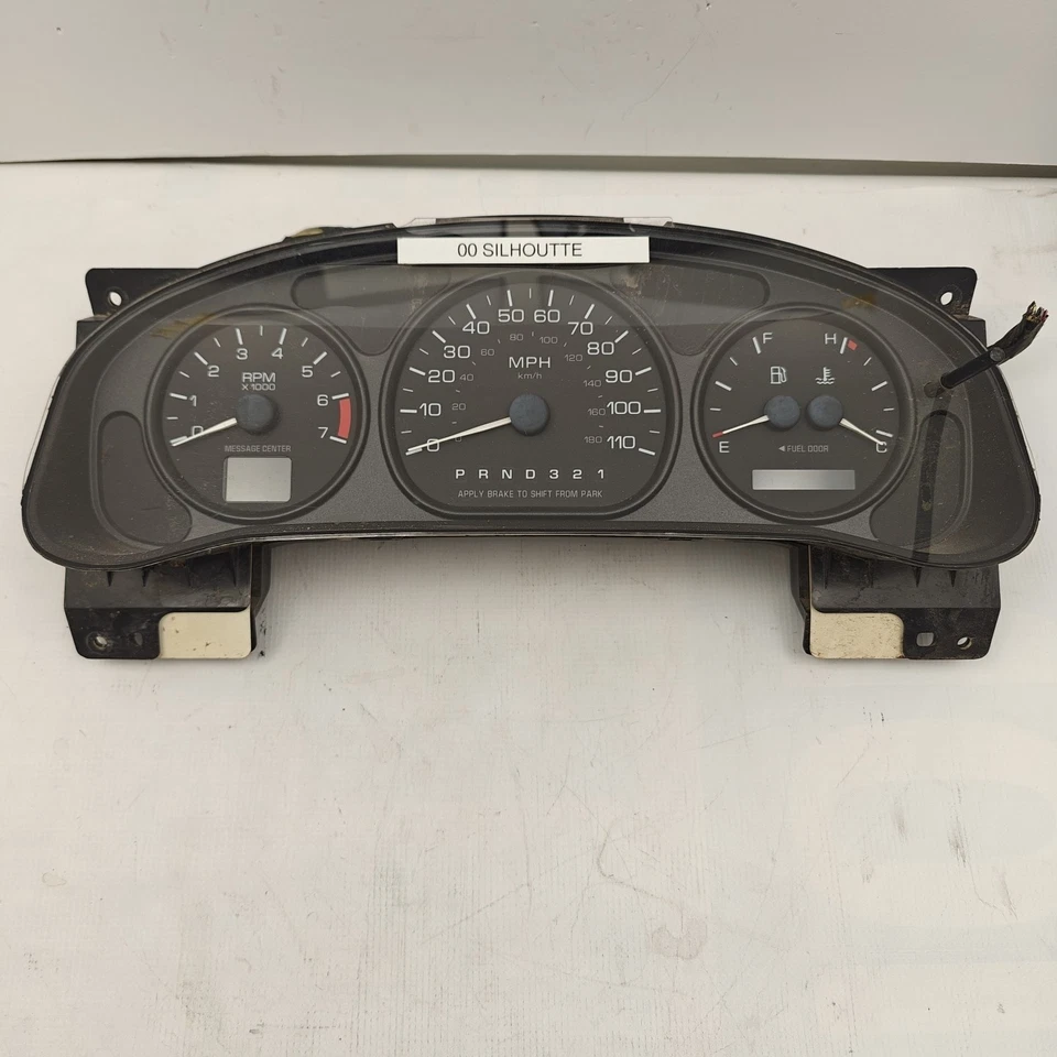 Oldsmobile Silhouette 2000 A/T racimo velocímetro tacómetro medidores panel de instrumentos Foto 1 de 4