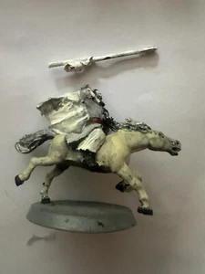 Montado Gandalf El Blanco En La Batalla De Pelennor Fields metal LOTR (A) - Imagen 1 de 1
