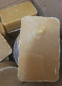 Australian Organic Beeswax (Bees Wax) Blocks - 500 gram units - Picture 1 of 5
