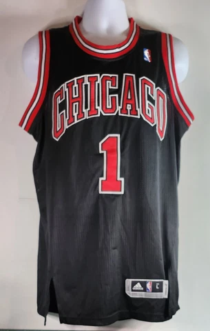 Vintage NBA Jersey Chicago Bulls #1 Derrick Rose Embroidered Emblems Adidas L Cover