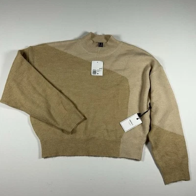 Forever 21 Jersey Blanco Tejido Cable Cuello en V con Ribete Negro Gris Preppy Academia  Foto 1 de 4