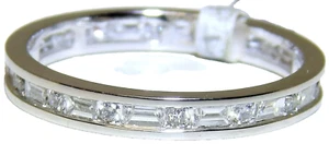 18ct WHITE GOLD DIAMOND RING 0.6CT FULL ETERNITY  18 CARAT  BAND NEW BOXED - Picture 1 of 6