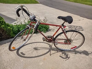 schwinn Continental bicycle - Picture 1 of 5