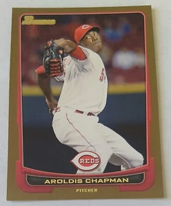 AROLDIS CHAPMAN, 2012 BOWMAN GOLD #35, ROJOS - Imagen 1 de 3