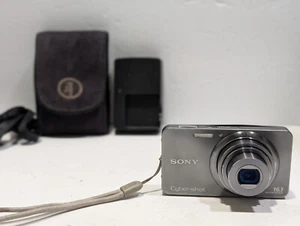 Sony Cybershot DSC-W570 16.1 Megapixels Gray Digital Camera w Case & Charger - Picture 1 of 11