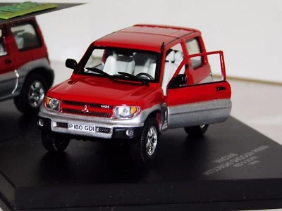 MITSUBISHI PAJERO / SHOGUN PININ ROSSO/ARGENTO 1999 VITESSE APERTURA VMC068 1:43 - Immagine 1 di 2
