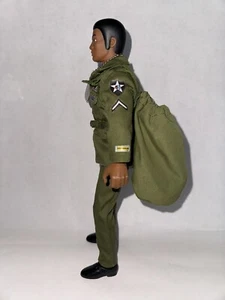 GI Joe 1994 Commemorative Soldier Action Figure - Picture 1 of 6