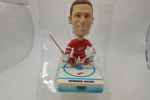 2001-02 UD NHL PLAY MAKERS LIMITED DOMINIK HASEK BOBBLEHEAD Playmakers Upper Dec - Bild 1 von 10