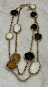 Wood and mother of Pearl necklace by eva JeanBart LoRenzotti. - Picture 1 of 15