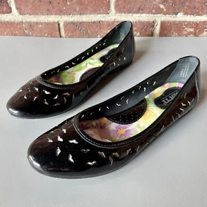 Born Black Patent Leather Ballet Flats Cutouts Size US 7.5 EU 38.5 Comfort Shoes - Picture 1 of 12