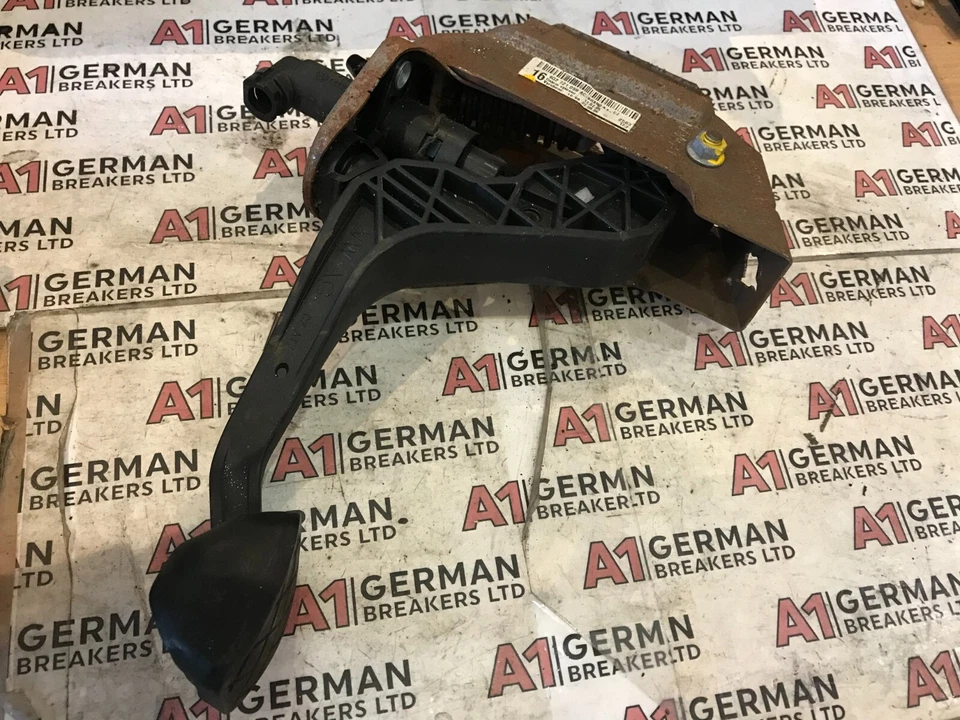 ORIGINAL 02-07 SEAT IBIZA 1.2 PEDAL DE EMBRAGUE CILINDRO MAESTRO 6Q2721059AC Foto 1 de 1